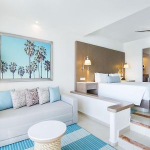 Junior Suite 1 King Bed